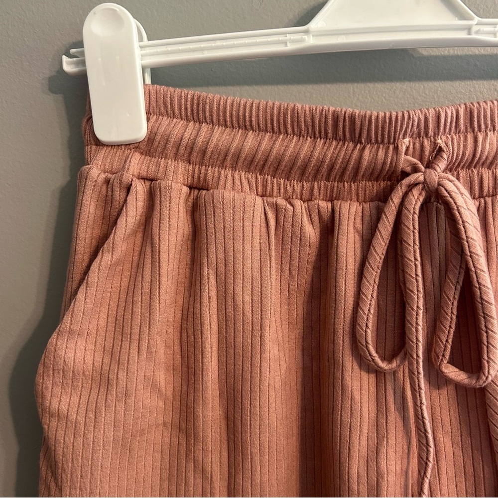 Lost + Wander Ribbed High Waist Shorts Set in Blush Pink Size L NWT - Picture 4 of 10